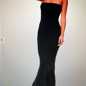 Black crepe sleeveless maxi dress